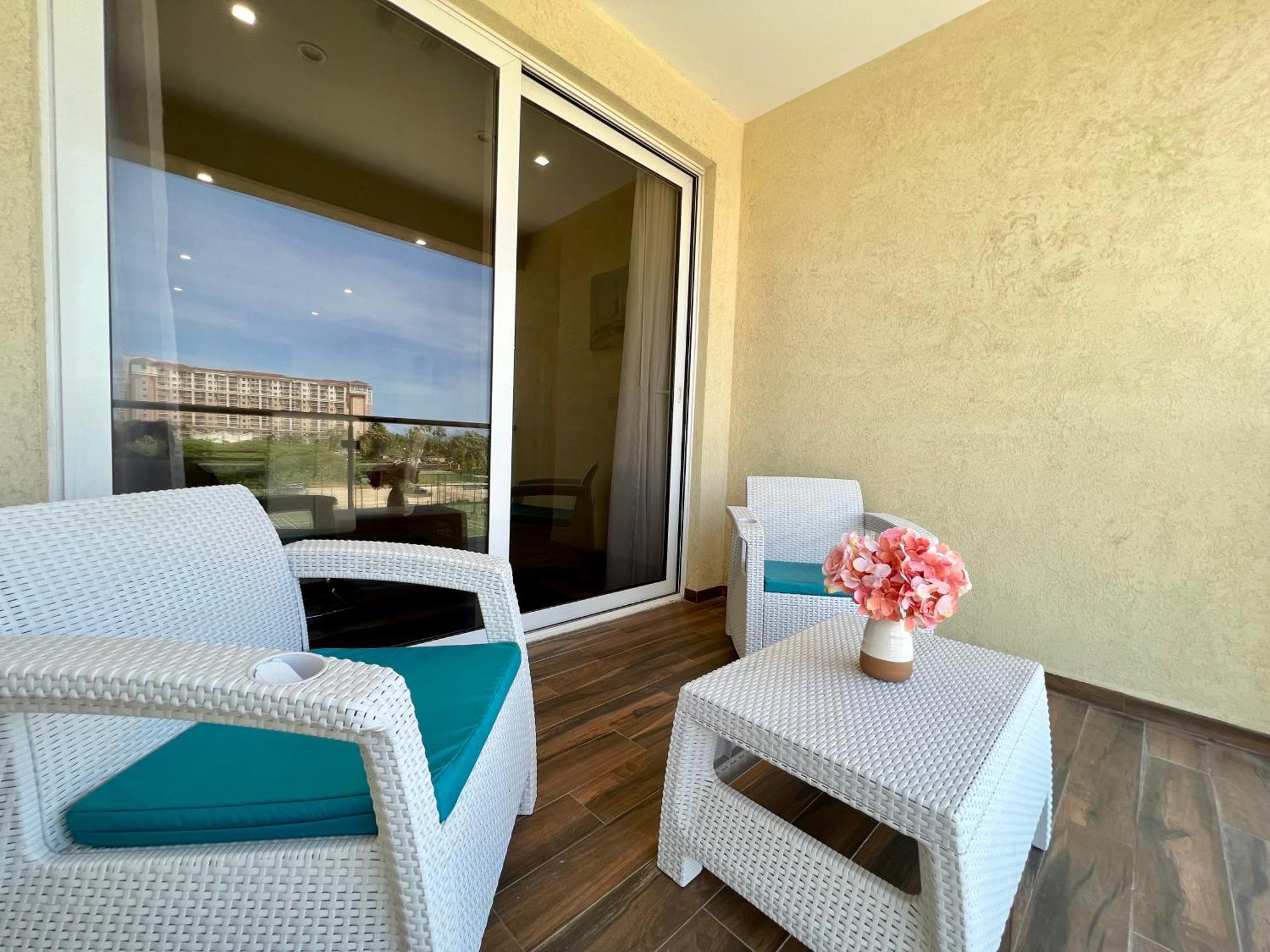 The Cove - Condo Hotel - Palm Beach Strip الغرفة الصورة